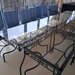 Se vinde set mobilier exterior fier forjat, masa cu blat sticla