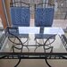Se vinde set mobilier exterior fier forjat, masa cu blat sticla